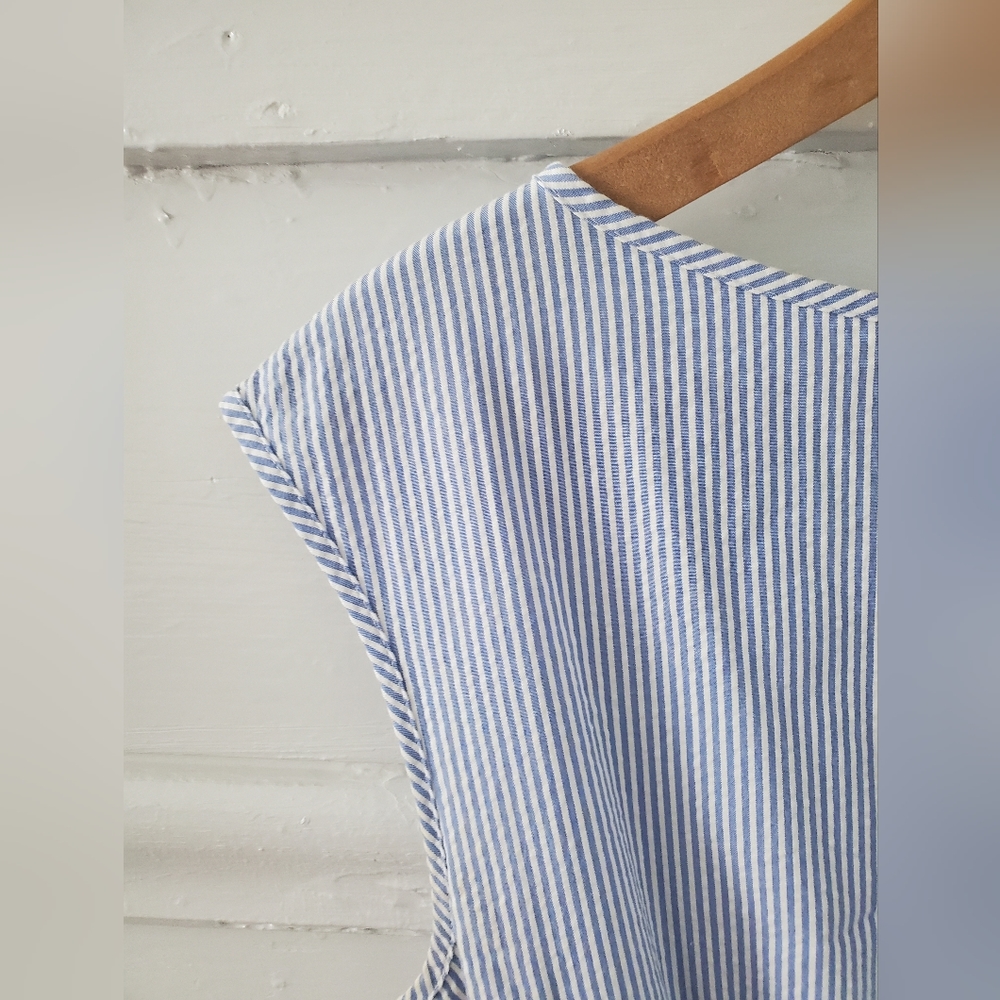 Uniqlo vintage style seersucker dress